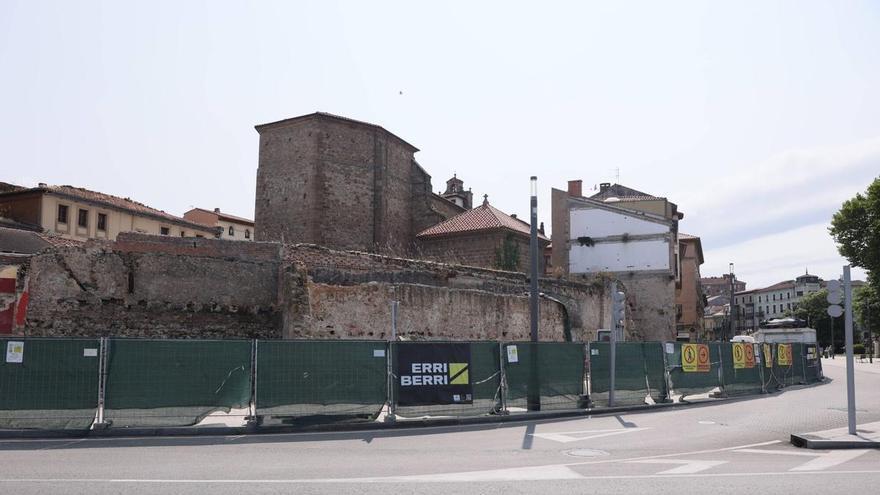 Lío político en Avilés: el PSOE tacha de "despreciable y mezquino" que el PP extienda la sombra de la corrupción a la ciudad