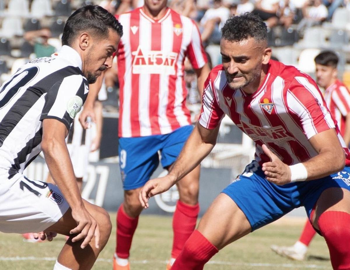Encuentro de la primera vuelta entre Badajoz y Don Benito en el Nuevo Vivero.