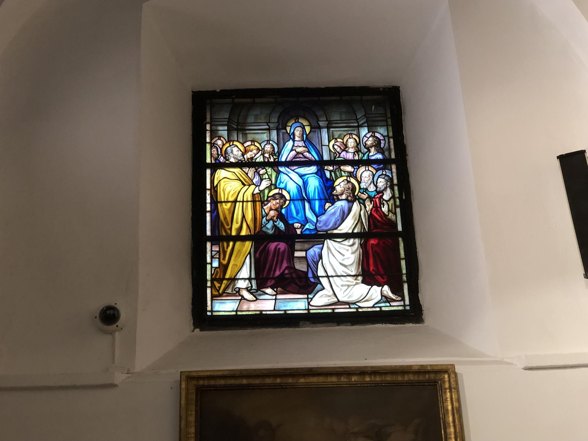 Las vidrieras del santuario de La Montaña de Cáceres