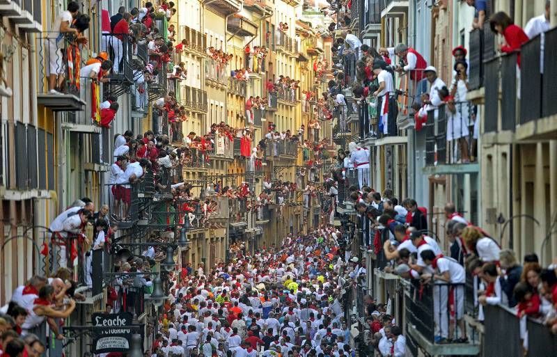 Fotogalería del sexto encierro de San Fermín