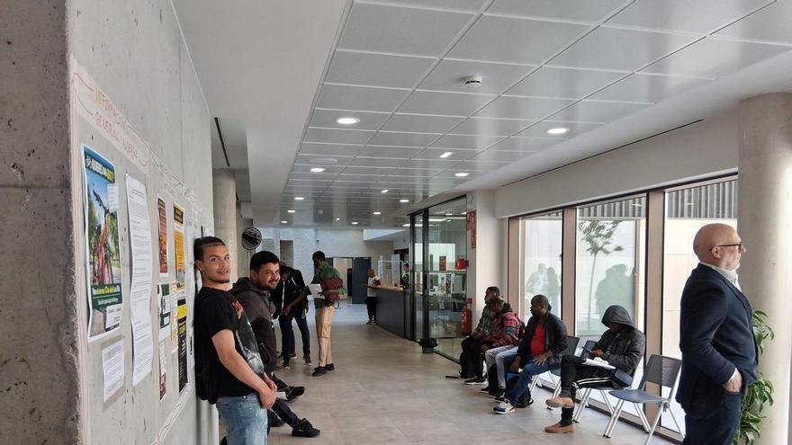 El albergue municipal de Zaragoza amplía zonas para talleres formativos y adecua el reglamento para favorecer la inclusión