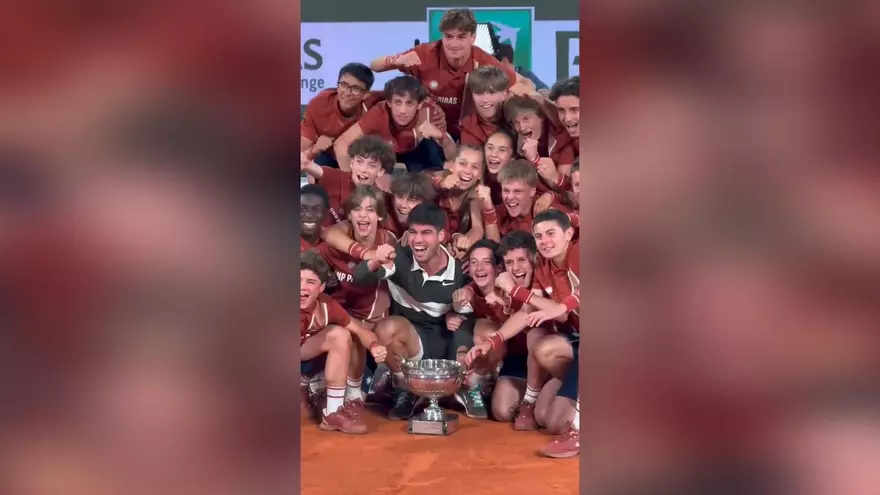 El detalle de Alcaraz con los recogepelotas