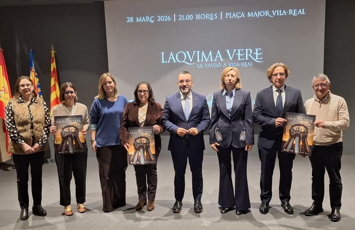 Compositor, autoridades y patrocinadores, durante la presentación de la 19ª edición de 'Laquima vere'.