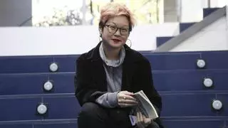 Susana Ye proyecta su documental "Chiñoles y bananas" en la librería Fahrenheit 451