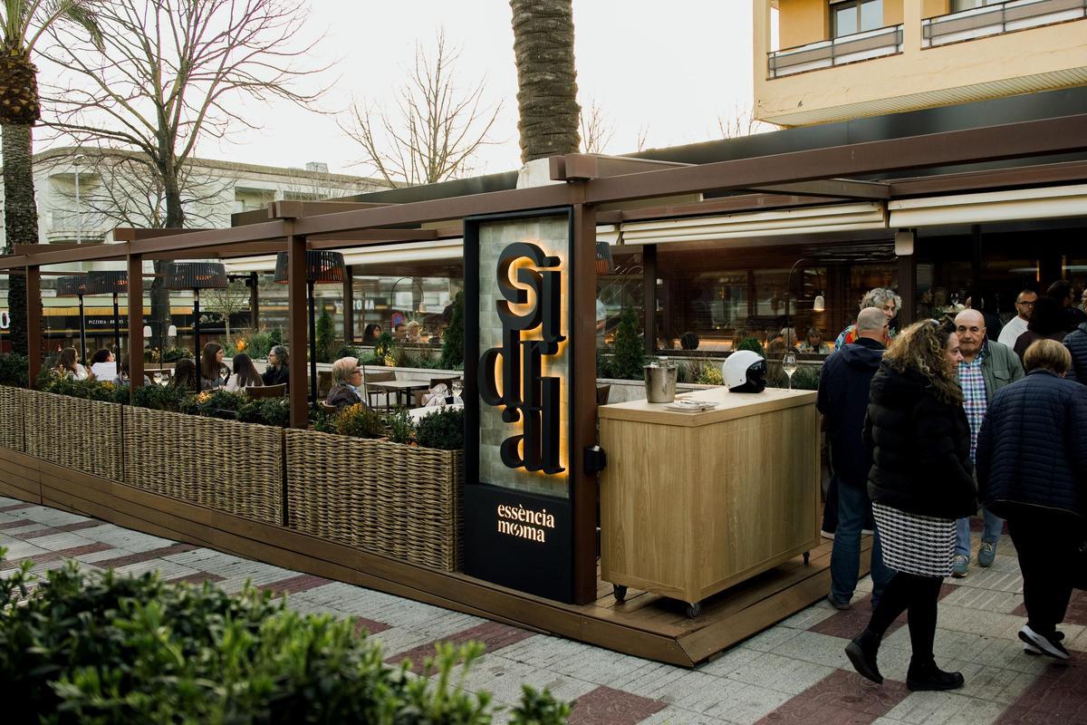 La inauguració del restaurant Sidral Platja d’Aro, essència Mooma.