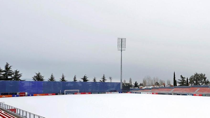 Los estadios españoles se cubren de nieve.