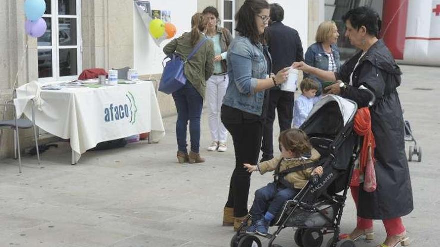 La Caixa amplía su programa para atender a personas con enfermedades avanzadas