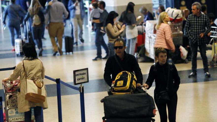 Seis vuelos cancelados en el aeropuerto de Manises por la huelga en Francia