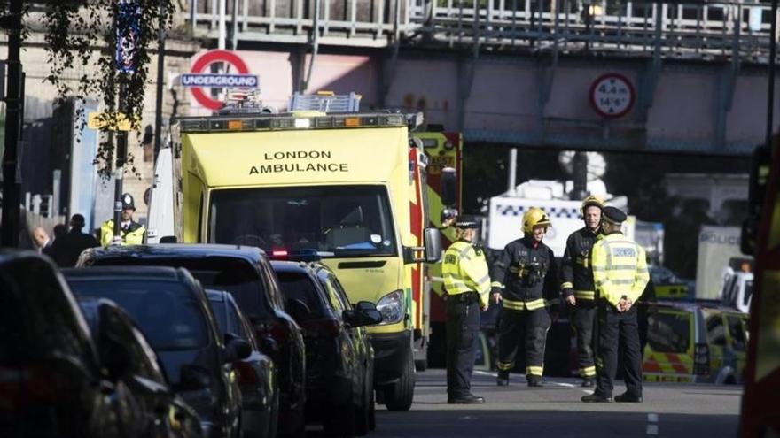 La policía lanza una gigantesca ooperación policial para capturar al autor del fallido atentado en el metro de Londres