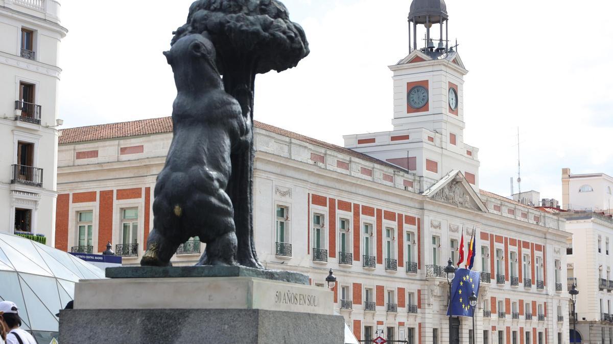 Archivo - Fachada de la Real Casa de Correos