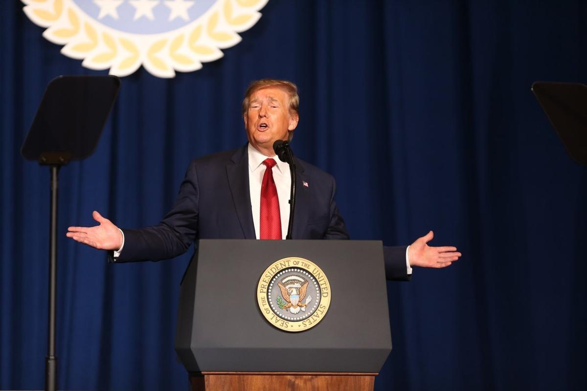 Louisville  United States   21 08 2019 - US President Donald J  Trump speaks to the audience at the American Veterans of Foreign Wars National Convention at the Galt House in Louisville  KY  USA  21 August 2019   Estados Unidos  EFE EPA MARK LYONS