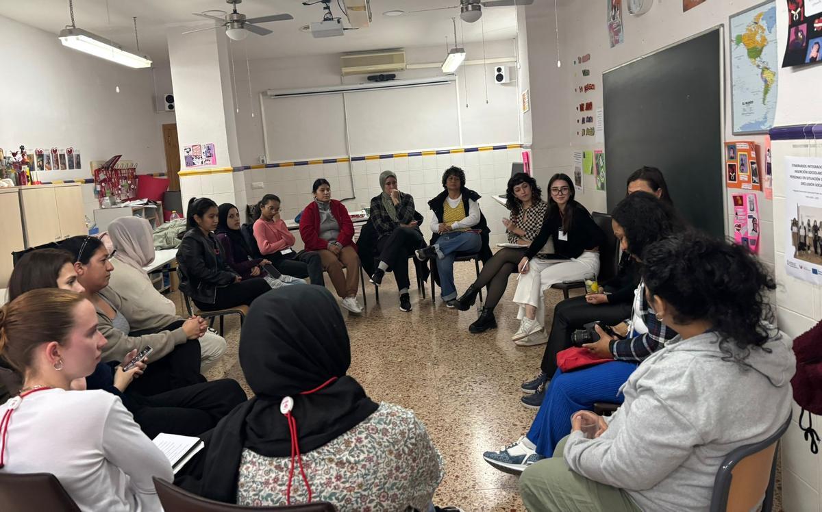 El proyecto atiende de manera anual a unas 60-65 familias y alrededor de 50-60 menores.