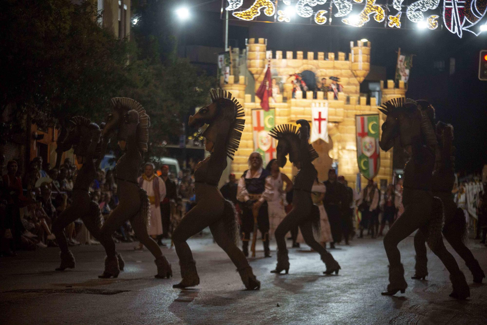Las fiestas de Moros y Cristianos de Altozano, en Alicante, viven sus fechas principales desde esta noche con el desfile infantil y la embajada