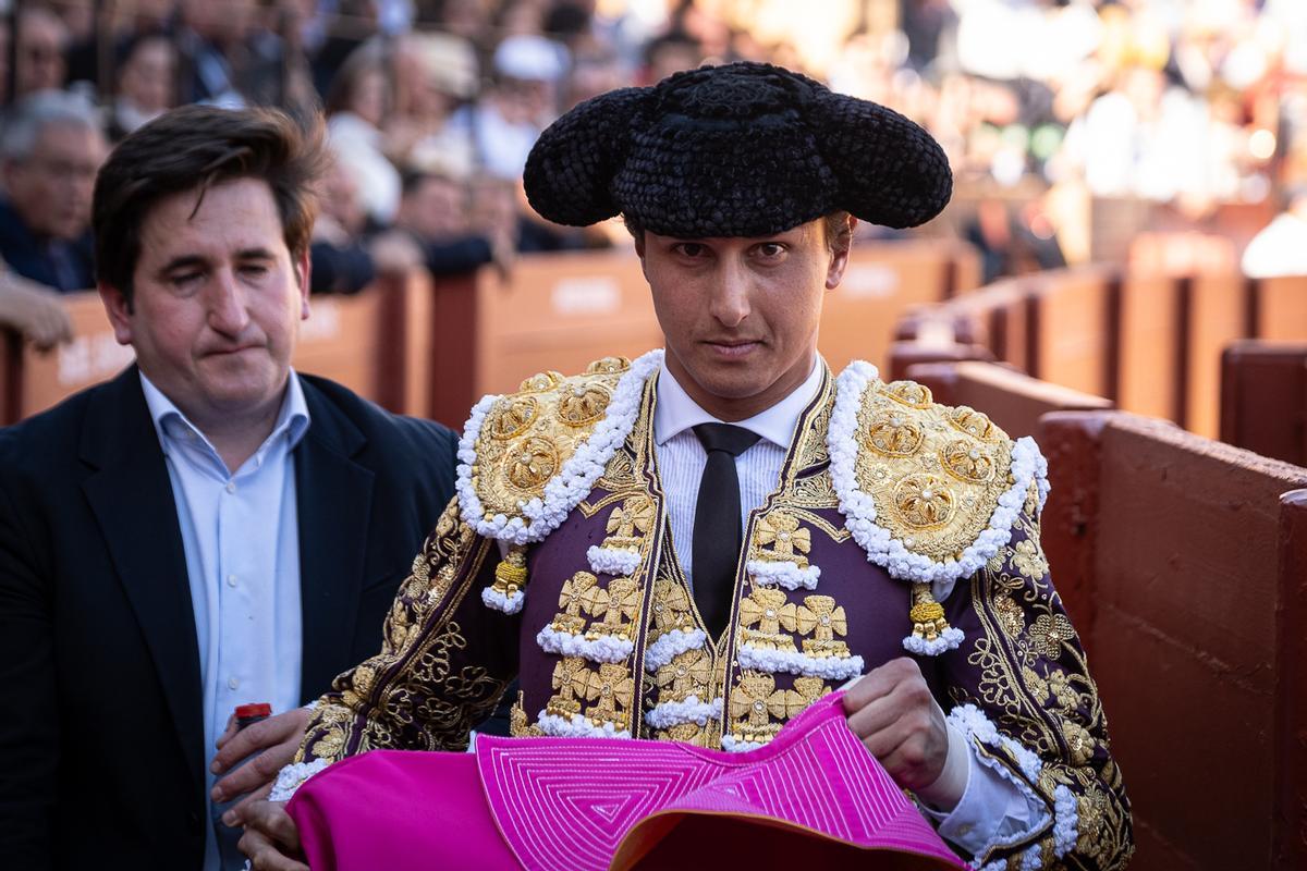 Roca Rey en el callejón