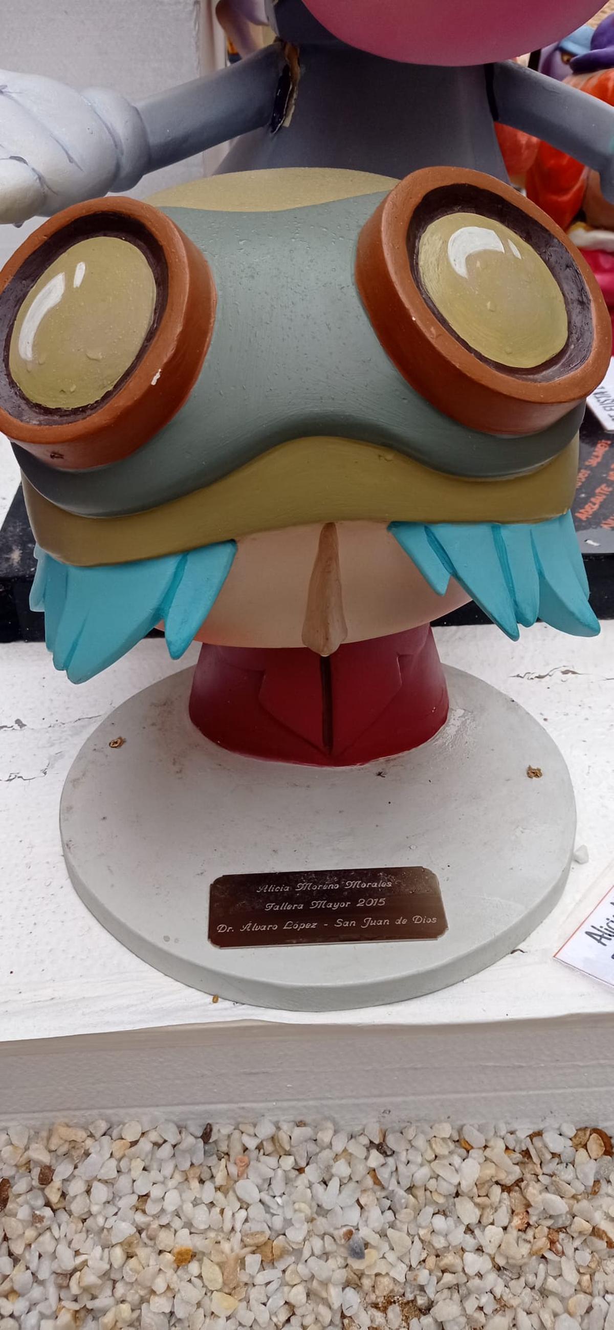 Ninot donado por la Fallera Mayor de València 2016, Alicia Moreno.