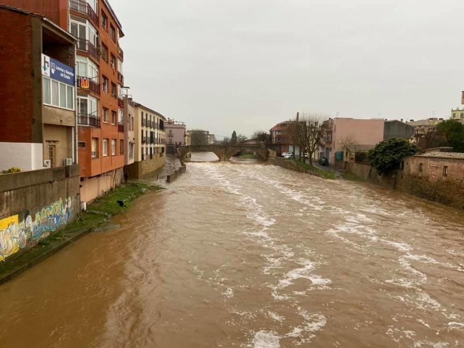 El Daró al seu pas per la Bisbal.