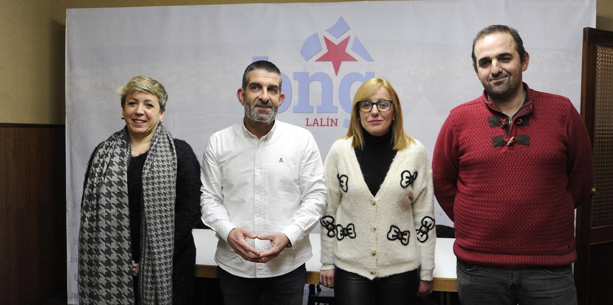 Cristina Villar, Francisco Vilariño, Mari Fernández y Manuel Carbón, este martes, en la sede del partido.