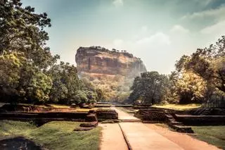 Sigiriya, la roca de Sri Lanka que guarda un palacio sobre la selva