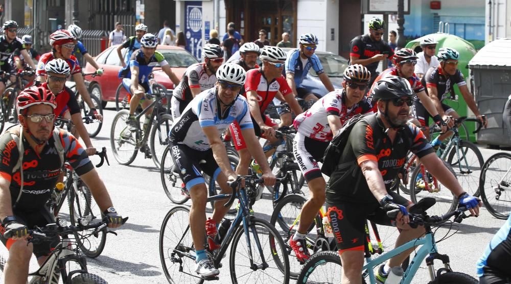 Marcha ciclista por València