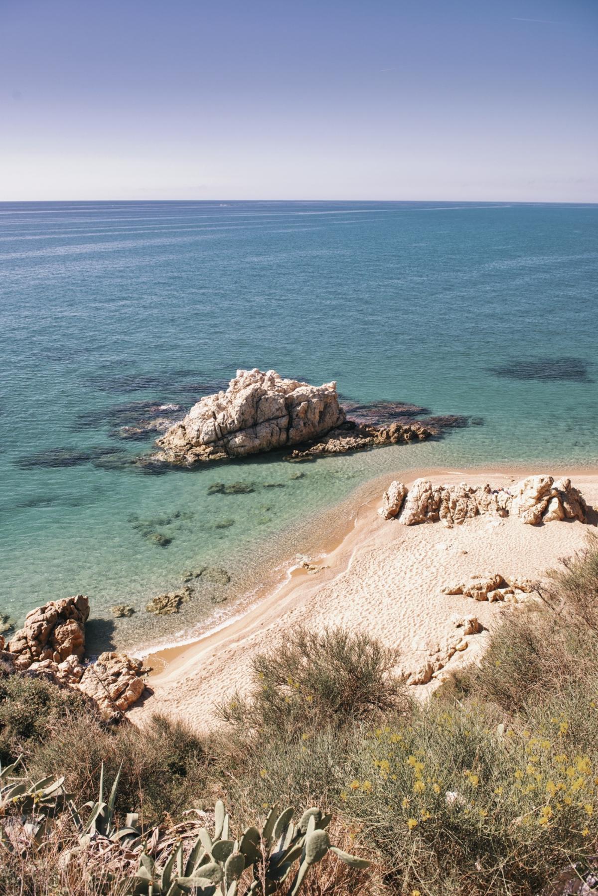Cala Roca Grossa entre Sant Pol de Mar y Calella.