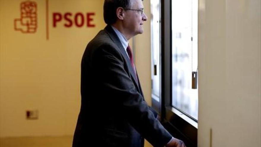 Jordi Sevilla renuncia a trabajar para el PSOE