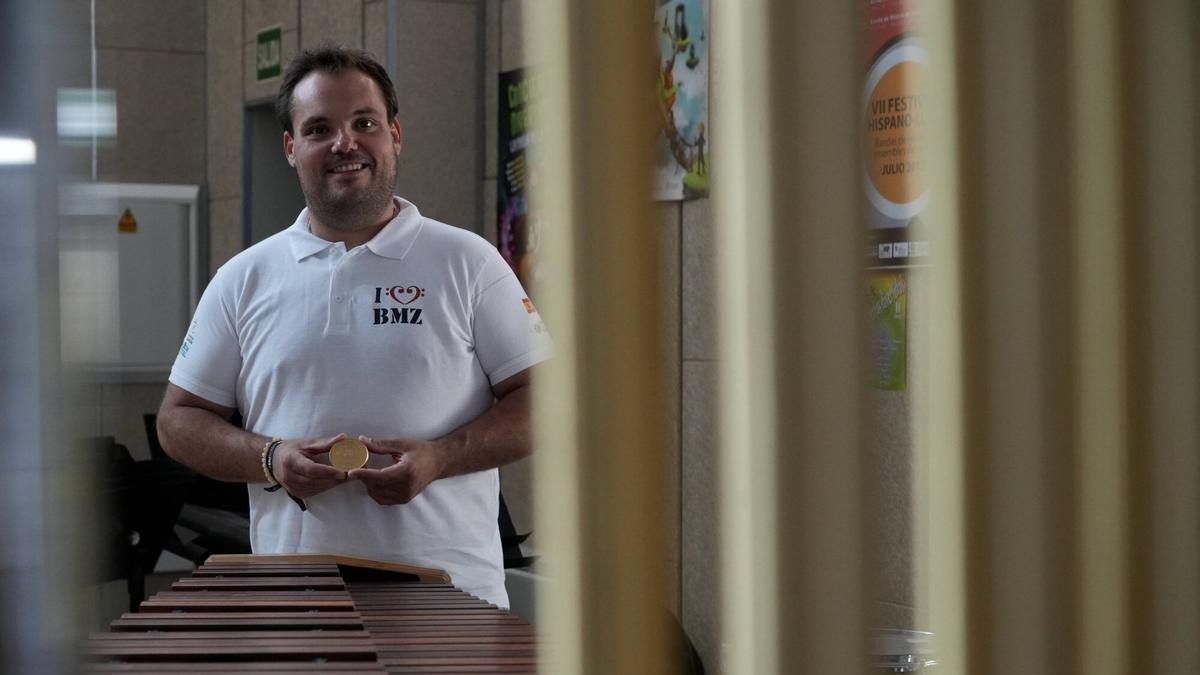 El director de la Banda de Música de Zamora, Manuel Alejandro López.