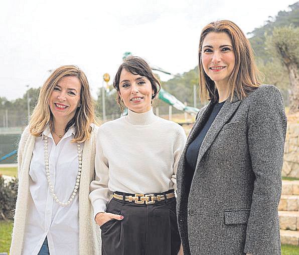 Luisa Alemany, L.  Fernández y Cris Beteta.