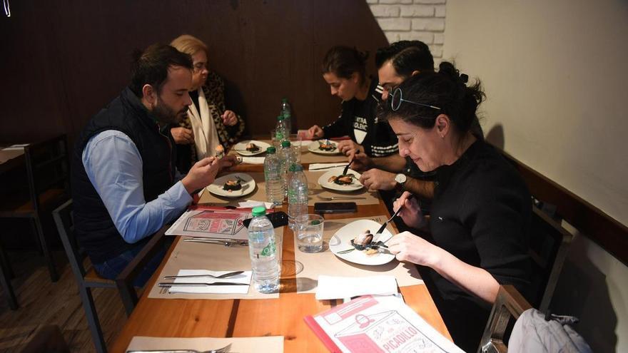 Más de medio centenar de propuestas gastronómicas compiten desde este viernes en el XIX concurso de tapas Picadillo