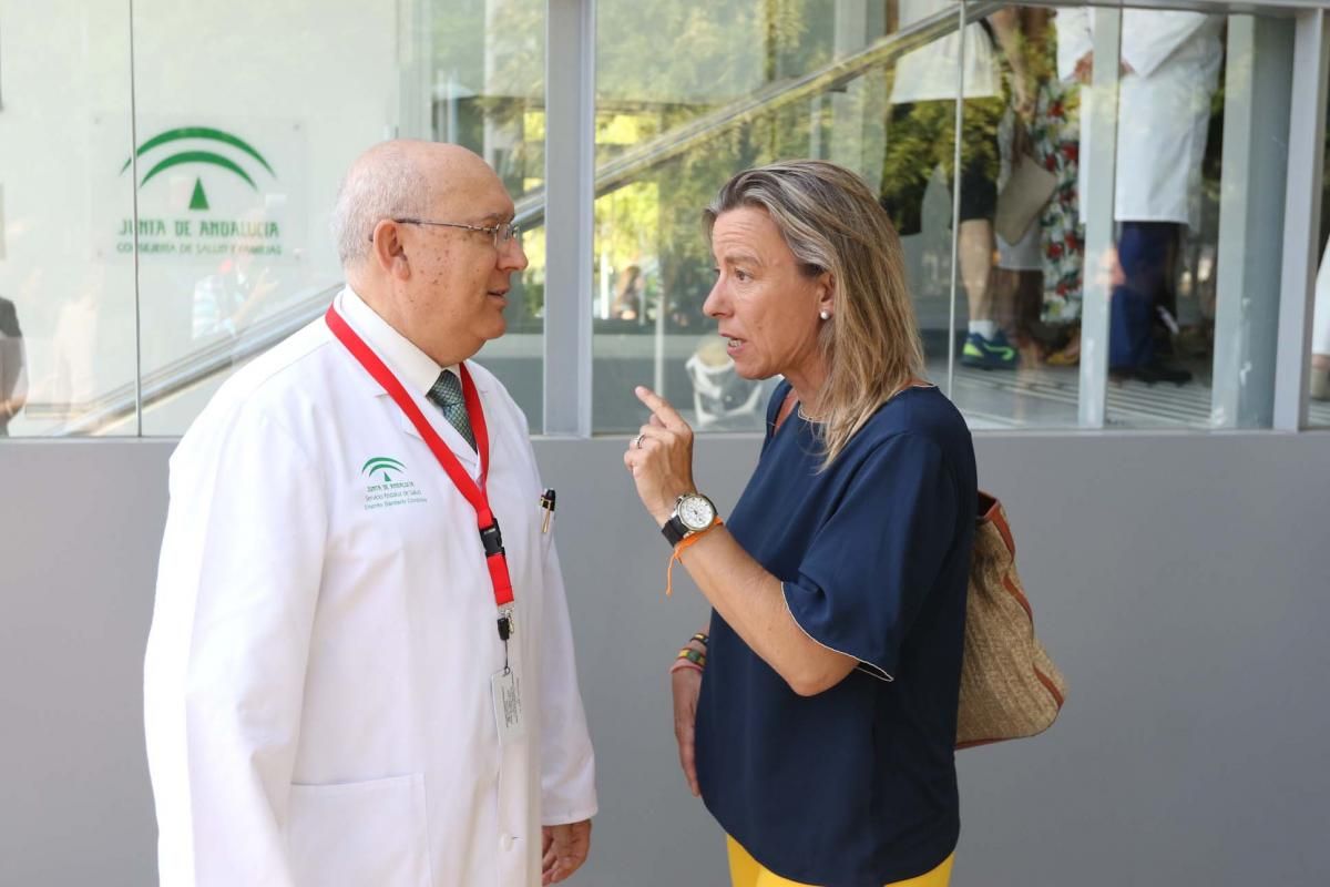 El presidente de la Junta inaugura el centro de salud de Avenida de América