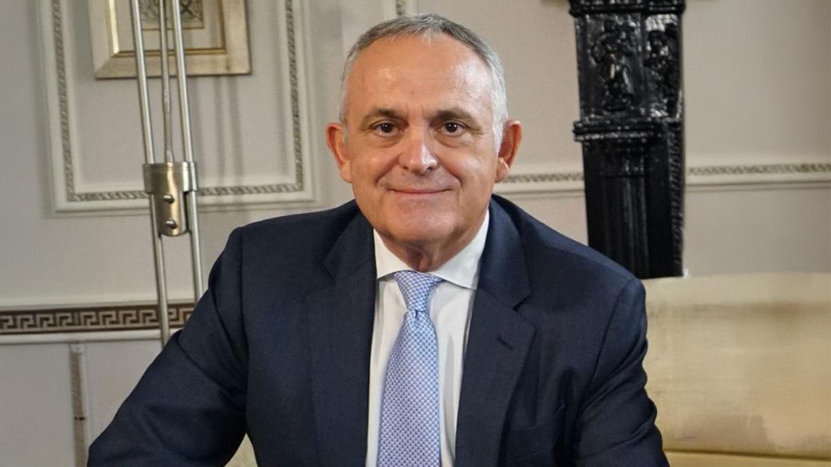 Manuel Cerdán, invitado en el Club Faro