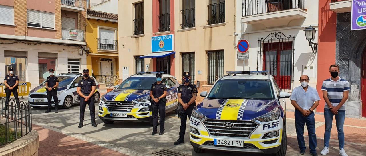 Imagen de la flota de vehículos de la Policía Local de San Fulgencio