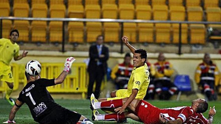 Jeremy Louis Perbet va fer dos dels quatre gols en el Vila-real-Girona (4-1) del 2013.