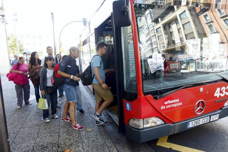 Fotogalería: Comienza la huelga del bus