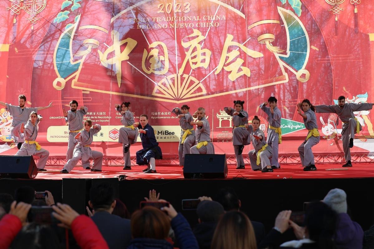 Espectáculo representado en la Feria Tradicional China del Año Nuevo Chino celebrada este año en Madrid.
