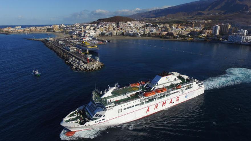 Naviera Armas ruta Tenerife El Hierro: Armas restablece sus seis trayectos  semanales entre El Hierro y Tenerife