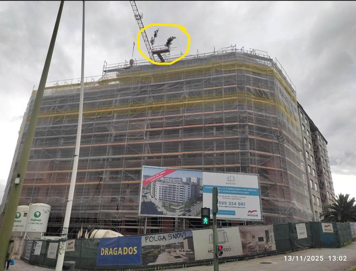 La obra de Nozar, en la calle Montevideo, con 'El Ramo' señalizado en amarillo