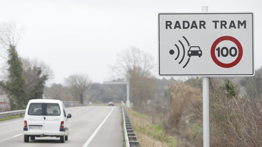 Aviso de un radar de tramo en la carretera N-II entre Corça y Sant Joan de Mollet.
