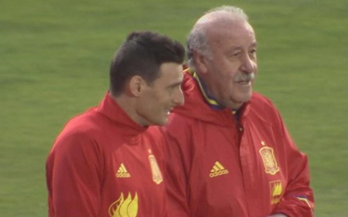 Del Bosque "Busquets está dispuesto a seguir con nosotros"