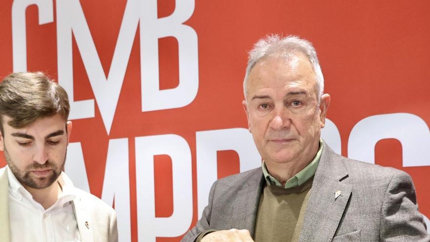 Felipe Moreno junto a Juan José Fernández tras la intervención del pasado 12 de marzo. | JUAN CARLOS CAVAL