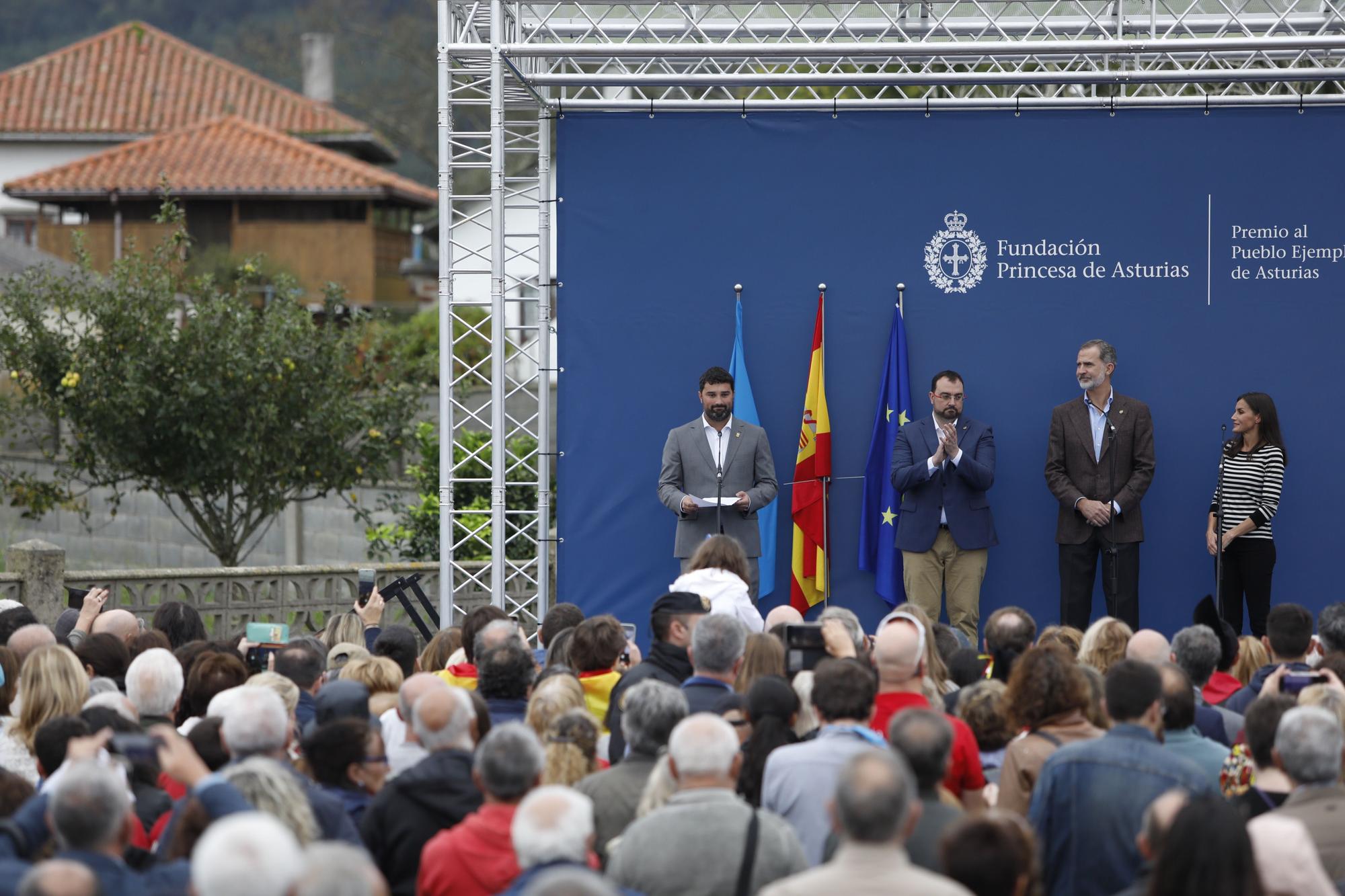 EN IMÁGENES: La Familia Real visita Cadavedo para hacer entrega del premio al Pueblo Ejemplar