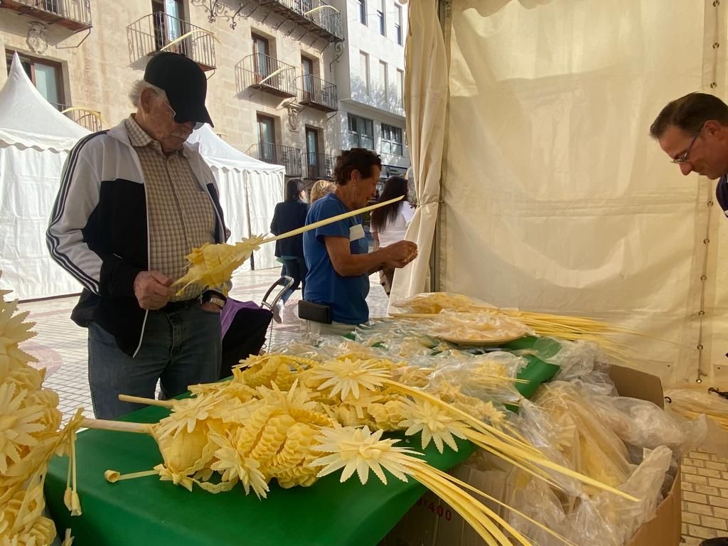 Domingo de Ramos Elche: arranca la venta de palma blanca