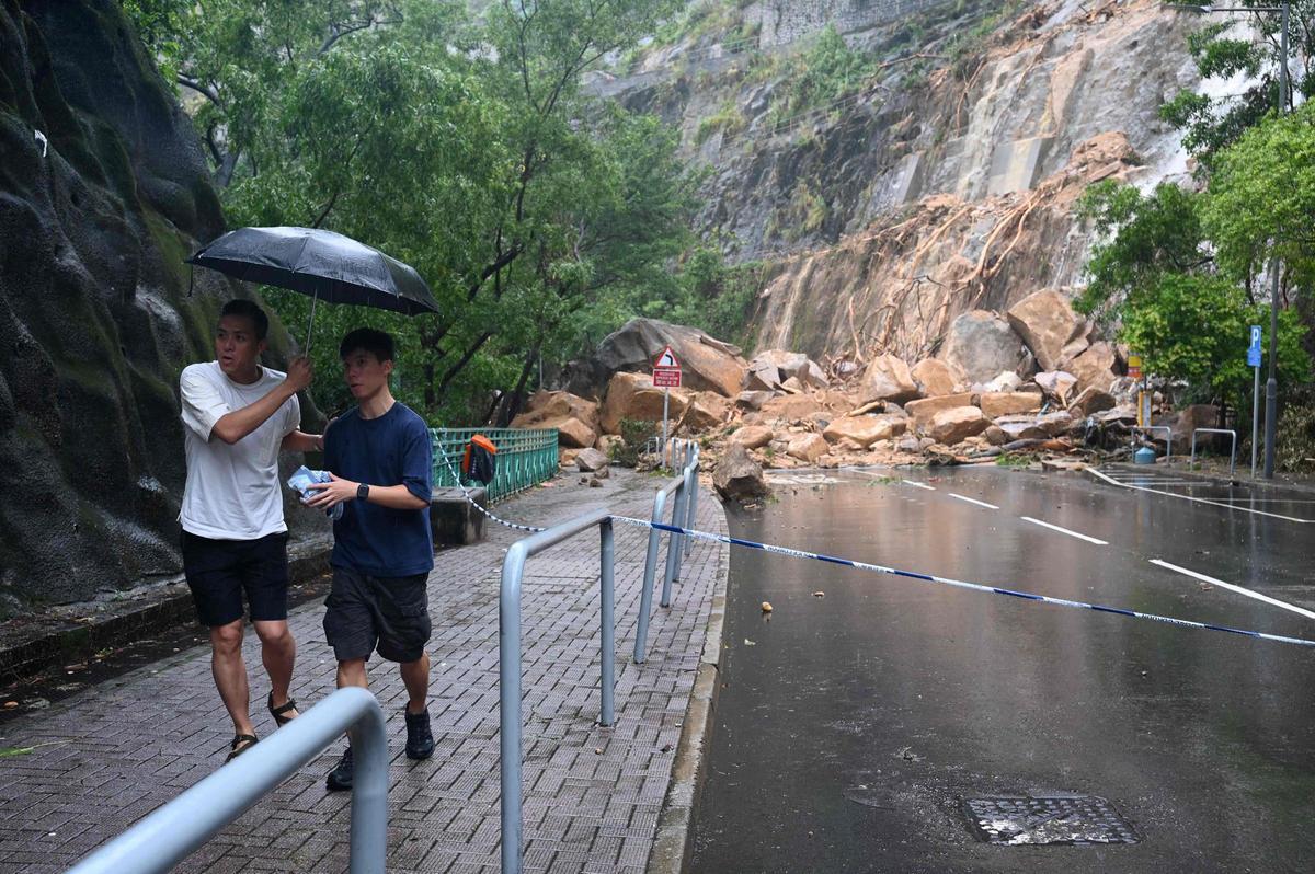 Hong Kong, gravemente inundado en el mayor temporal en 140 años