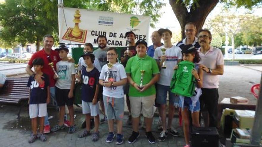Cuatro vencedores en los torneos de ajedrez de Moncada