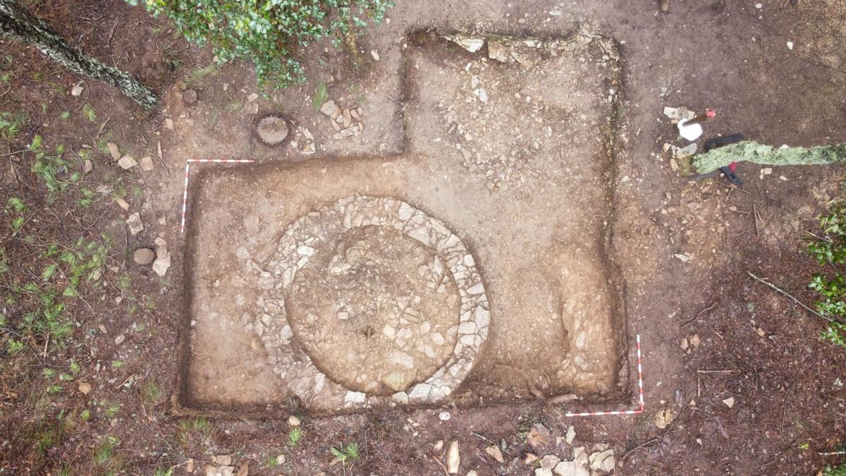 Vista aérea de la zona de excavación en el castro de Trelle.