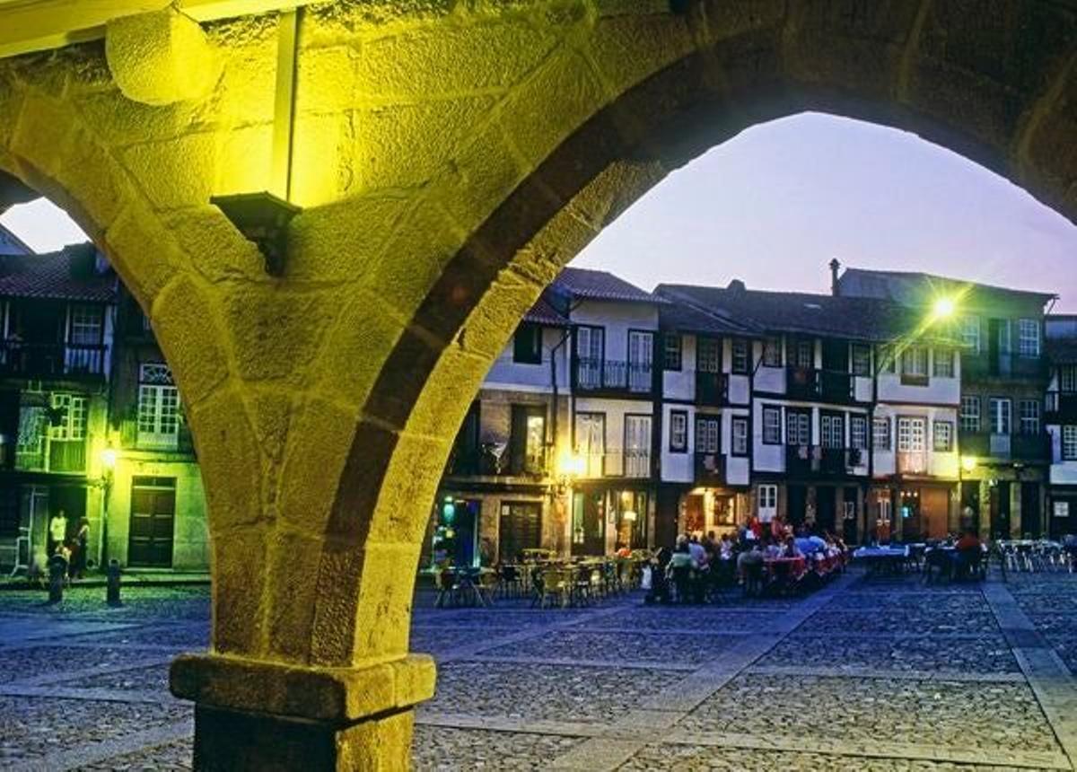 La plaza de Santiago en Guimaraes