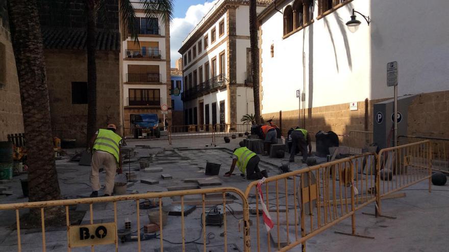 Vecinos de Xàbia denuncian que el polvo de unas obras es nocivo