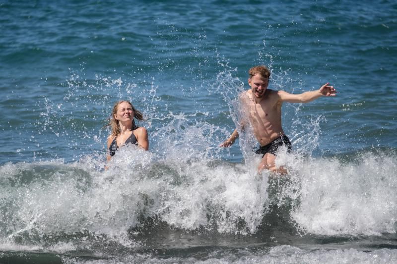 Abre la playa del Bollullo, en La Orotava