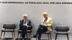 Jordi Mercader, presidente de la Fundación Gala Dalí, y Martí Saballs, director de información económica de Prensa Ibérica durante su intervencióne en la primera edición del Foro Empresarial de Peralada