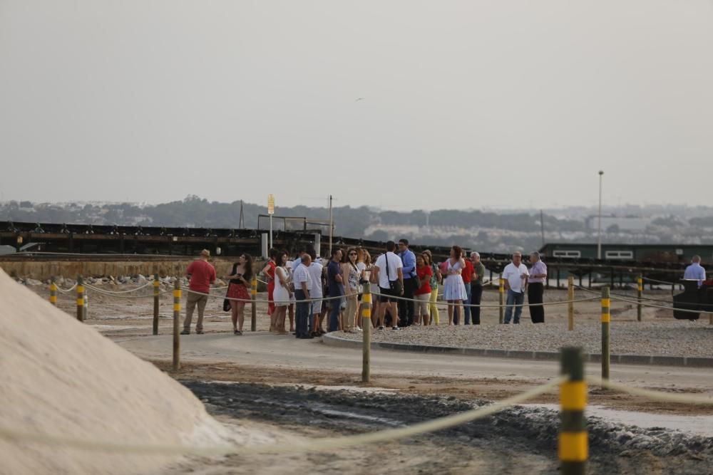 Las visitas a la salinera se pusieron en marcha hace unos días pero el Ayuntamiento quiso poner en valor la iniciativa para darla a conocer con un recorrido en tren turístico