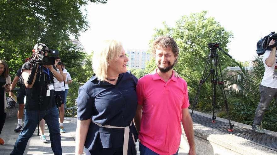 Inés Madrigal, a su llegada, ayer, a la Audiencia de Madrid, donde se celebró el juicio. // Europa Press